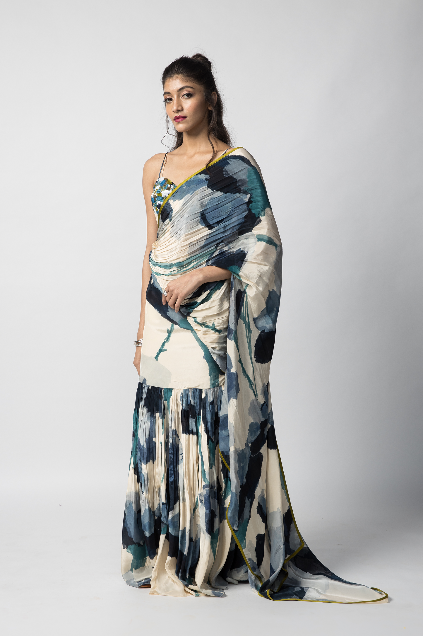 Marble Draped Saree With Blouse